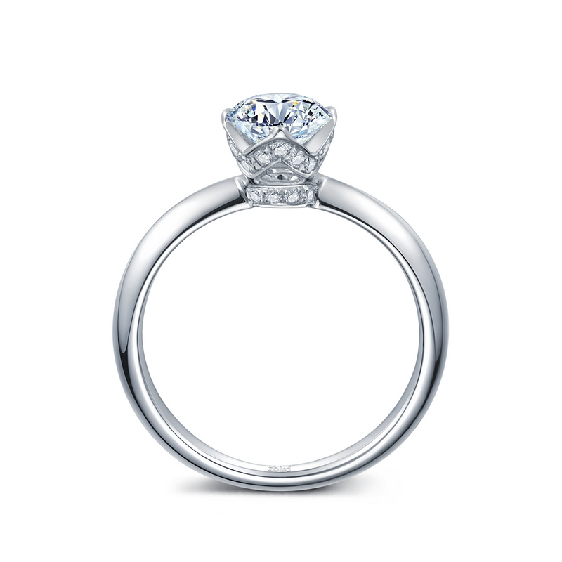Кольцо из платины  950 ''My Queen'' ERDS51/A0,50 Pt950